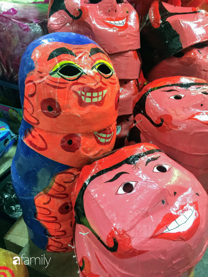 Trung thu năm nay đồ chơi truyền thống lên ngôi, tiêu thụ gấp đôi so với đồ chơi ngoại nhập-7