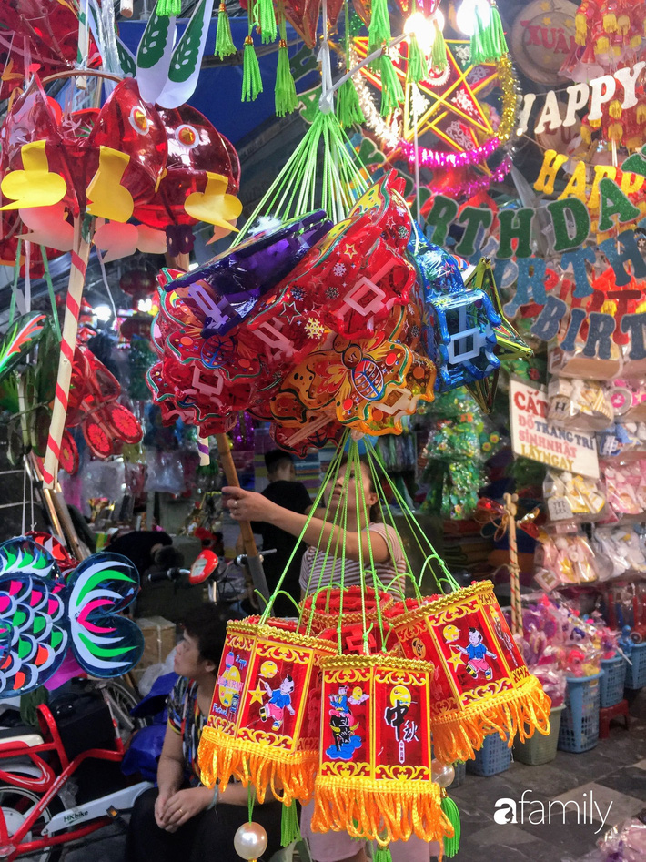 Trung thu năm nay đồ chơi truyền thống lên ngôi, tiêu thụ gấp đôi so với đồ chơi ngoại nhập-9