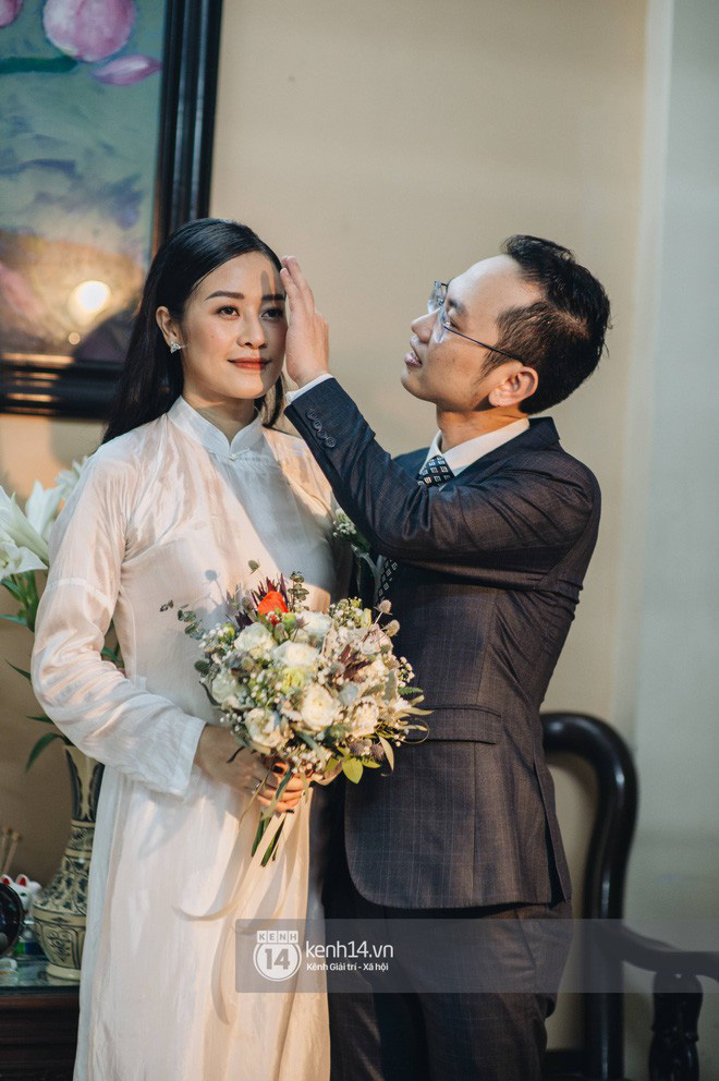 MC Phí Linh lộ bụng lớn, xác nhận đang ở tháng thứ 6 của thai kì sau gần 3 tháng lên xe hoa!-4