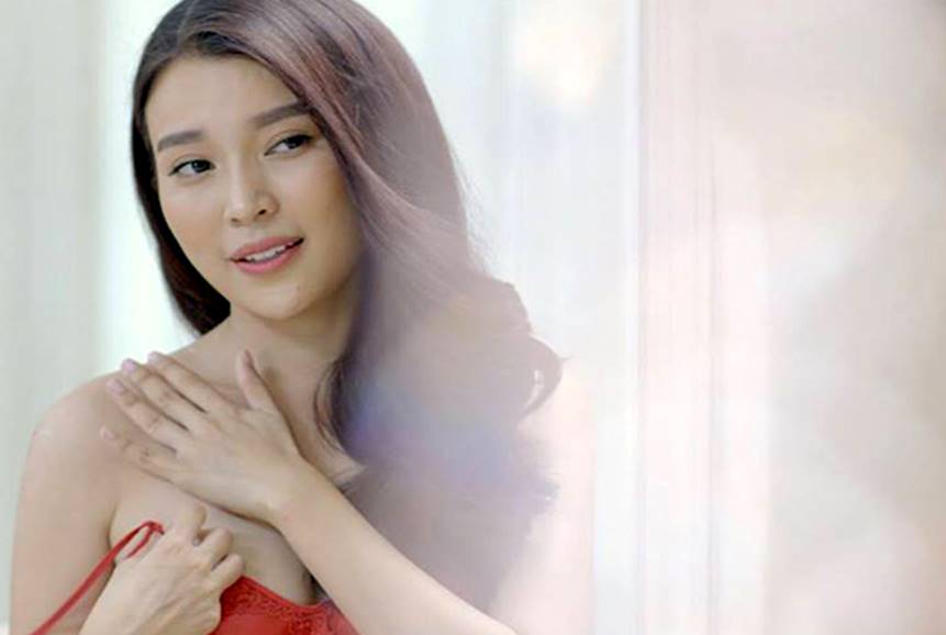 Vẻ gợi cảm của mỹ nhân đóng cảnh nóng táo bạo trong Bán chồng-8