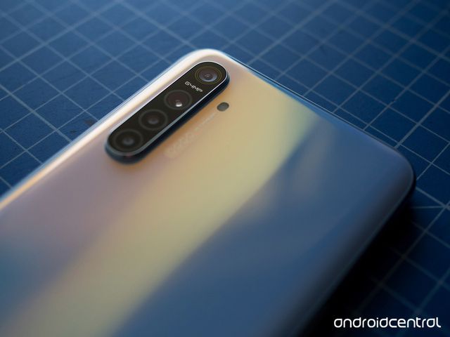 Smartphone đầu tiên trên thế giới sở hữu camera 64 megapixel chính thức được trình làng-3