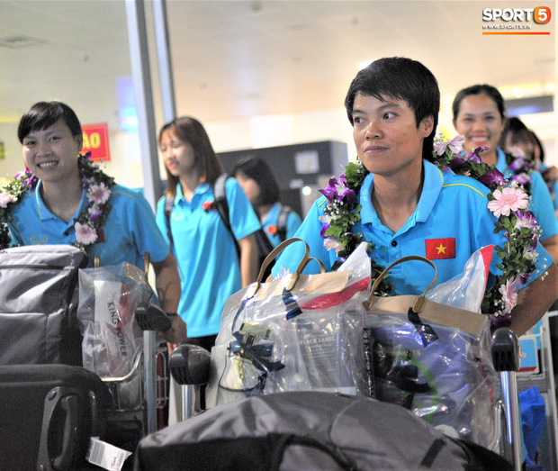 Nữ tuyển thủ Việt Nam gây bão mạng: Tôi bất ngờ vì nổi tiếng chỉ sau một đêm-6