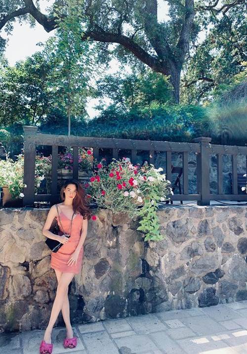 Những lần dùng lại đồ cũ mà vẫn giữ phong độ đỉnh cao của Hồ Ngọc Hà-3