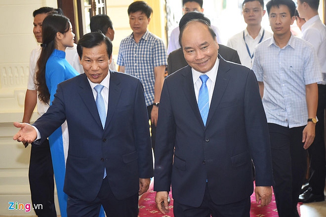 Nghệ sĩ 90 tuổi Trần Hạnh xúc động nhận danh hiệu NSND-1