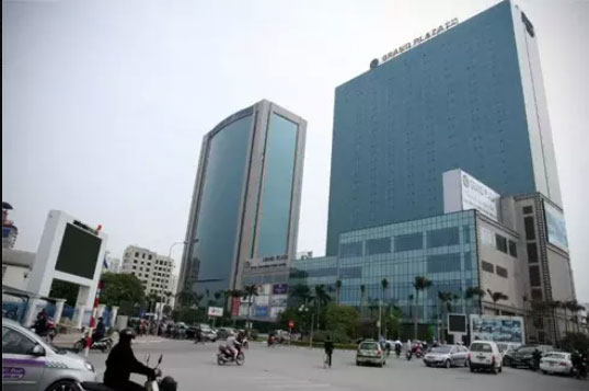 Khách sạn đuổi người trú mưa, chân dung ông chủ Grand Plaza-1