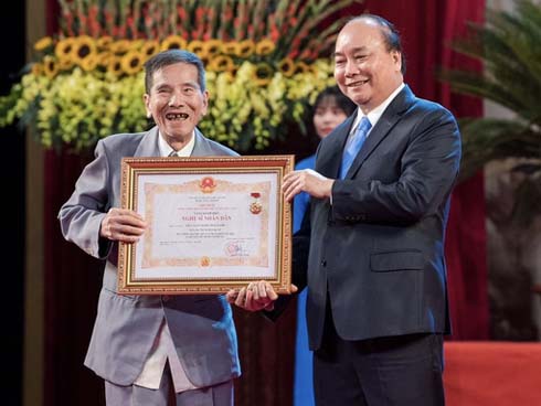 Người đàn ông khắc khổ nhất màn ảnh Việt NSND Trần Hạnh trải lòng về người vợ hay ghen và cuộc đời khó khăn của mình-12