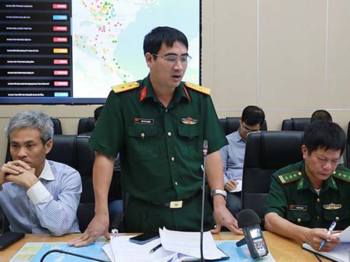 Áp thấp nhiệt đới đi vào Biển Đông, khả năng mạnh thành bão số 5-2