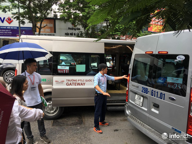 Nóng: Thực nghiệm điều tra vụ bé trai 6 tuổi trường Gateway tử vong, có tài xế Phiến và bà Quy tham gia-16
