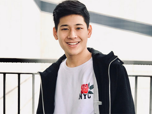 Quan sát vợ qua camera trong nhà, người chồng phát hiện điều khiến anh xúc động vô cùng-3