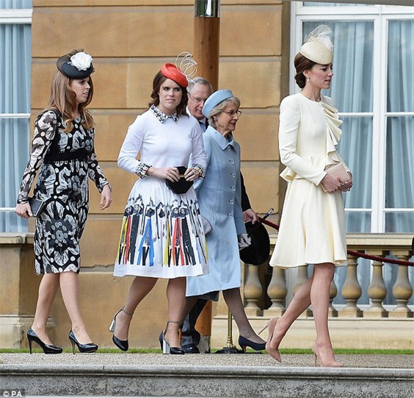 Làm dâu hoàng gia khó lắm thay: Công nương Kate bị 2 em chồng xa cách, duy trì mối quan hệ băng giá bấy lâu nay-1