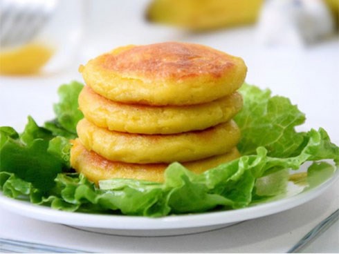 Mát trời làm ngay món bánh khoai mới toanh giòn thơm nóng hổi các mẹ ơi!