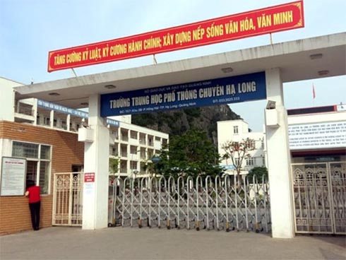 Quảng Ninh: Điều tra thông tin nữ sinh lớp 11 bị rạch mặt trong nhà vệ sinh nhà trường-1