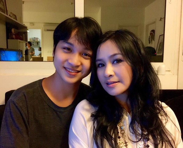 Con của sao Việt: Toàn du học sinh đẹp trai xinh gái lại còn siêu giỏi, được nhận bằng khen của Tổng thống Obama, điểm tổng kết gần tuyệt đối-5