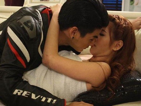 Mắng con dâu dại, biết chồng đưa bồ vào nhà nghỉ mà không đánh ghen, nhưng nửa tiếng sau tận mắt thấy cảnh này của con trai mẹ chồng mới nể phục con dâu-3