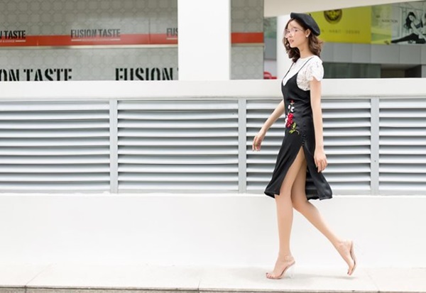 2 nàng WAG Việt chân dài nhất mê mặc hở, phô trọn dáng gợi cảm, nuột nà-13