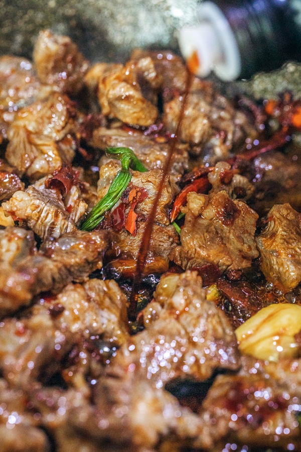 Cuối tuần nào chồng con tôi cũng yêu cầu món mì thịt bò này, ngon mềm thơm nức mũi!-3