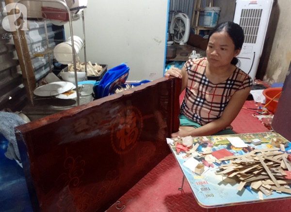 Chuyện rớt nước mắt sau túp lều dựng tạm ven đường của người mẹ cụt chân, một mình nuôi con trai khờ ở Hà Nội-7