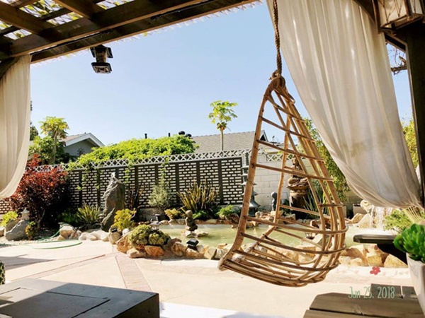 Nữ ca sĩ Việt từng bỏ xứ vì ảnh nóng giờ sống ra sao?-10