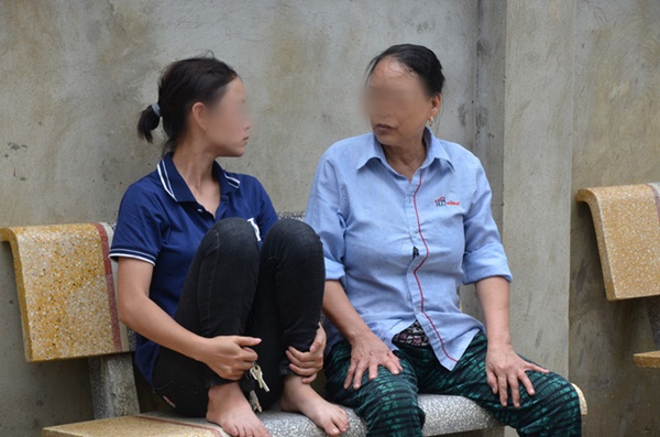 Hiện trường vụ anh truy sát gia đình em ruột khiến 5 người thương vong ở Hà Nội-4