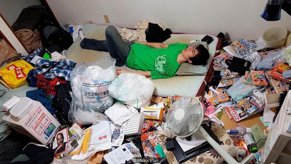 Con trai 46 tuổi để xác mẹ già trong nhà gần 2 năm trời vì không biết xử lý như thế nào và căn bệnh đáng sợ trong xã hội Nhật Bản-1