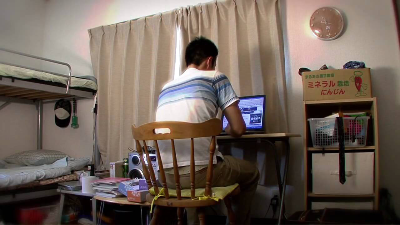 Con trai 46 tuổi để xác mẹ già trong nhà gần 2 năm trời vì không biết xử lý như thế nào và căn bệnh đáng sợ trong xã hội Nhật Bản-2