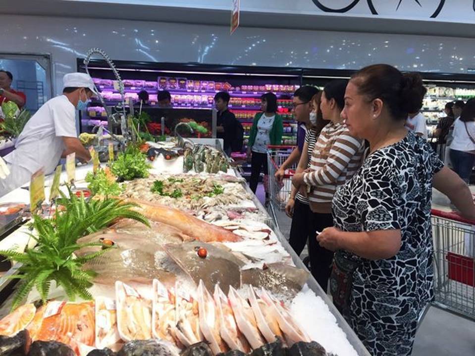 Dân buôn hải sản hốt bạc dịp lễ 2/9, nhiều điểm bán bỏ túi hàng trăm triệu-3