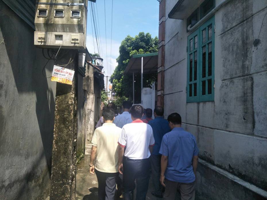 Bố bé gái 14 tháng tuổi suy sụp khi mất cả gia đình chỉ trong một đêm, người thân phải túc trực chăm sóc-4