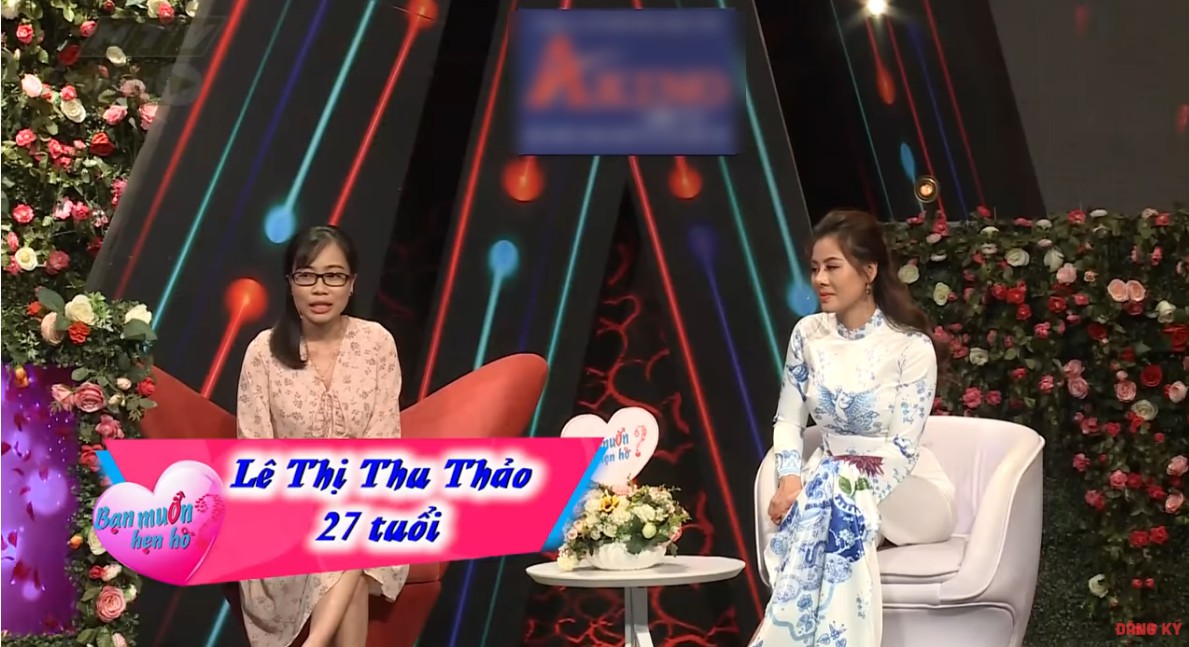 Bạn muốn hẹn hò: Cô gái đòi bạn trai dẫn đi ăn nhưng phải kéo ghế, lau chén cho mình, dân mạng ném đá Ế suốt đời luôn đi!-1