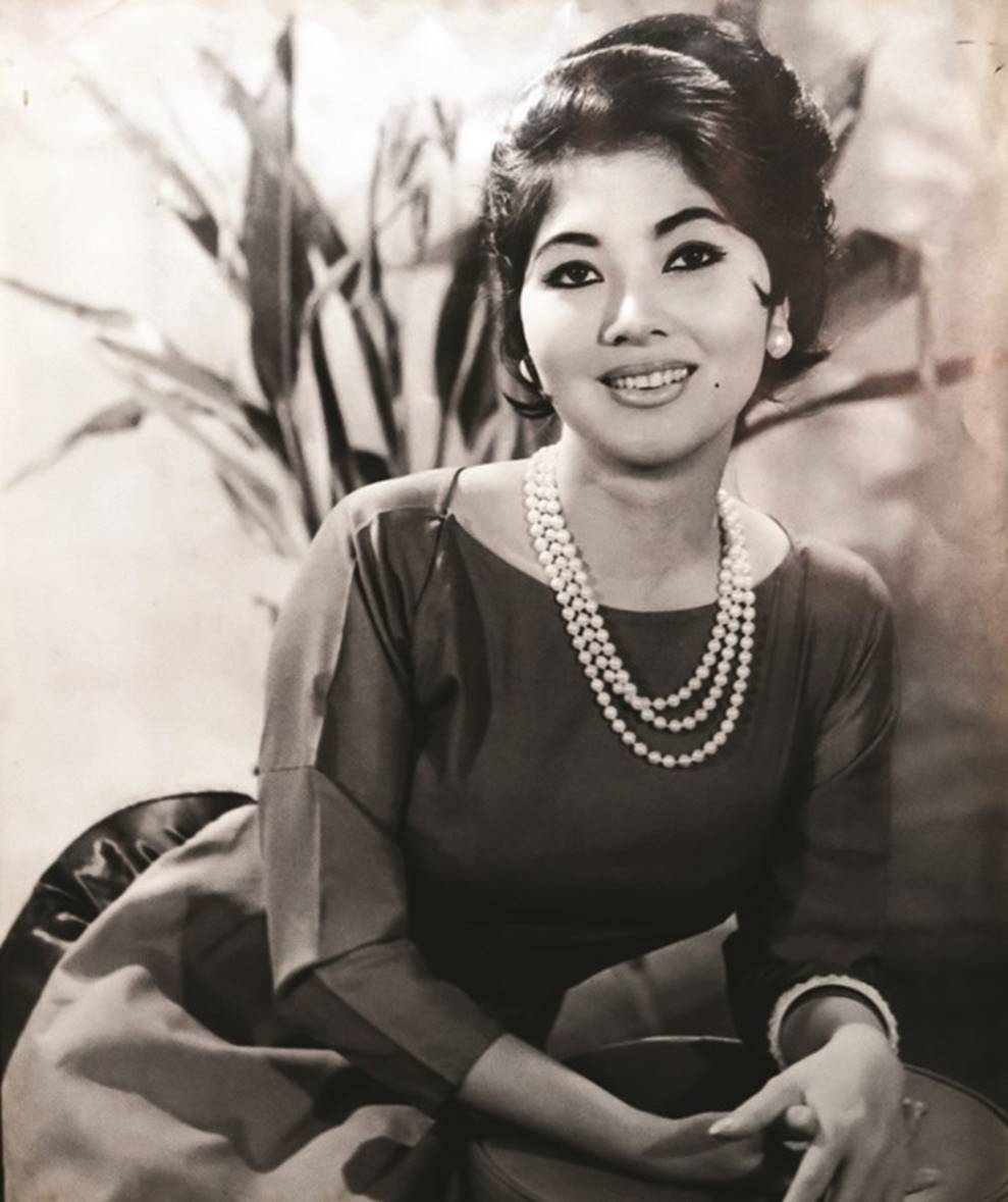 Nhìn lại nhan sắc dàn mỹ nhân sở hữu đôi mắt to hút hồn của showbiz Việt qua từng thời kỳ-2