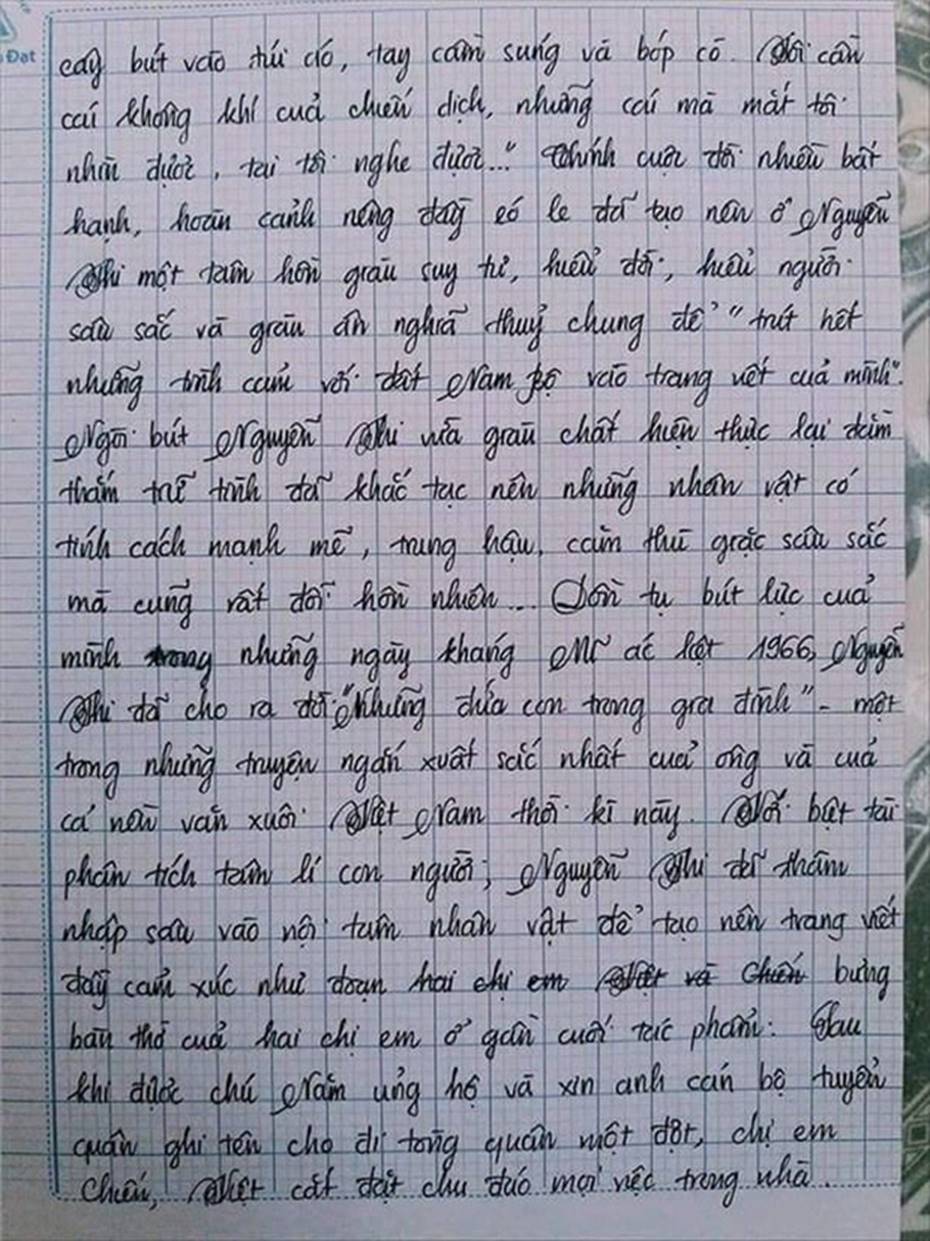 Nam sinh gây sốt với bài văn dài 18 trang, cô giáo đọc xong không biết phải phê gì vì quá xuất sắc!-4