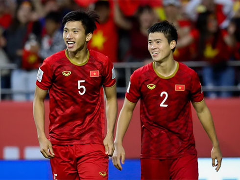 Sau màn ra mắt, Heerenveen dành vinh dự lớn cho Đoàn Văn Hậu-5