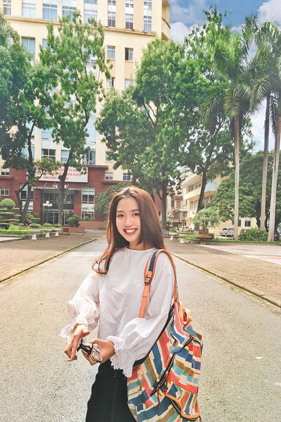 Truỵ tim với dàn hot girl đời mới của trường Báo: Vừa xinh, vừa giỏi, hứa hẹn soán ngôi đàn chị đình đám đi trước-1