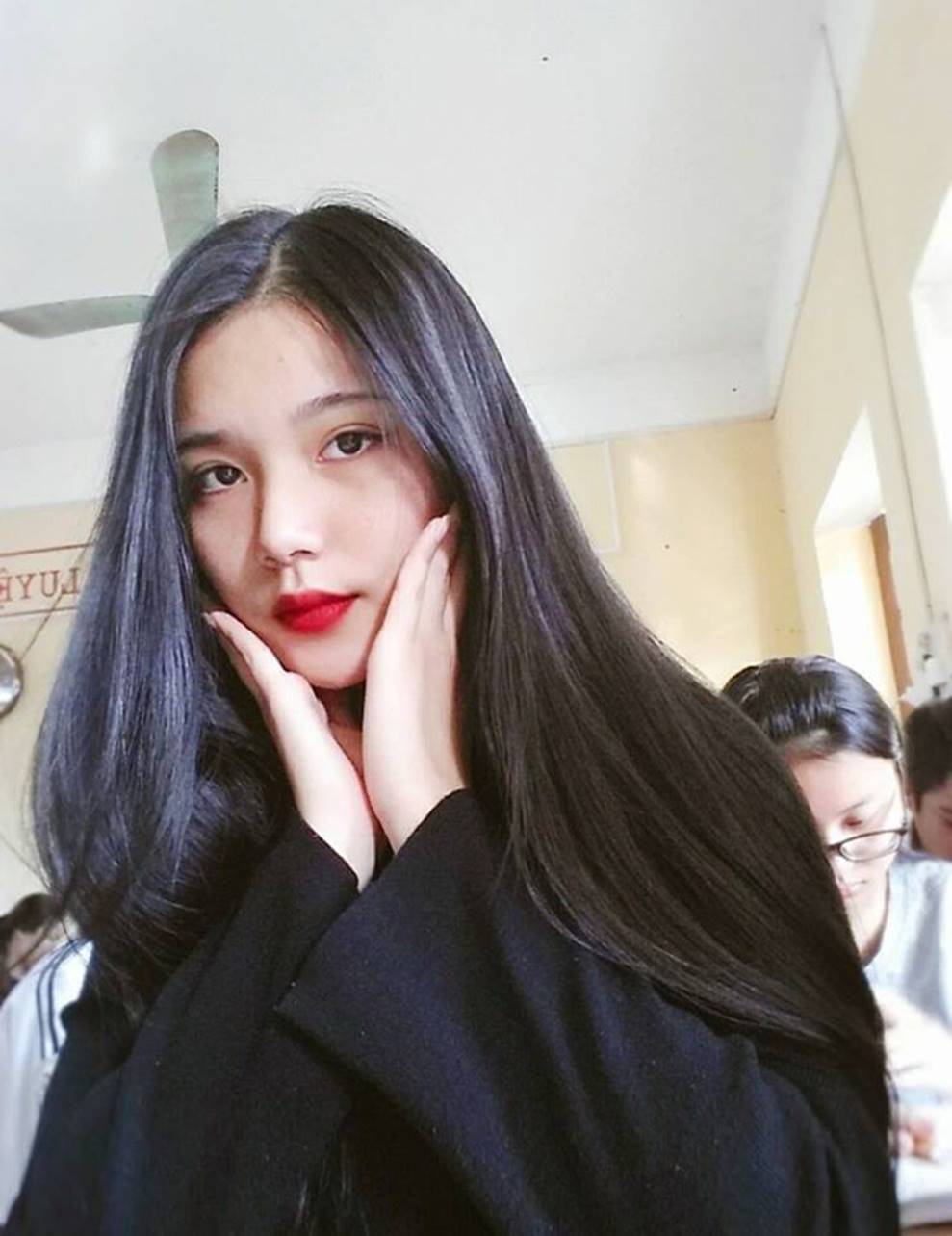 Truỵ tim với dàn hot girl đời mới của trường Báo: Vừa xinh, vừa giỏi, hứa hẹn soán ngôi đàn chị đình đám đi trước-15