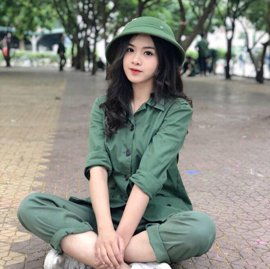 Truỵ tim với dàn hot girl đời mới của trường Báo: Vừa xinh, vừa giỏi, hứa hẹn soán ngôi đàn chị đình đám đi trước-17