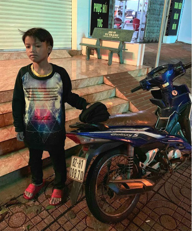 Bé trai 13 tuổi chạy xe máy gần 300km từ Kon Tum sang Đắk Lắk-1
