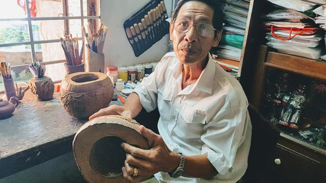 Thổi hồn vào vỏ dừa khô, bán 1,2 triệu đồng/cái-1