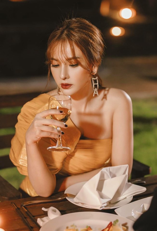 Sau scandal để đời, đây là hành động cấm kỵ mà Thu Thủy chưa dám lặp lại-2