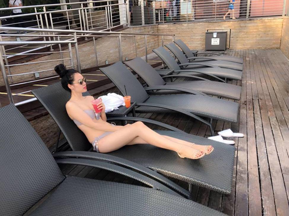 Bạn gái Trọng Đại sexy nóng bỏng trong phòng ngủ khiến dân mạng trầm trồ-16