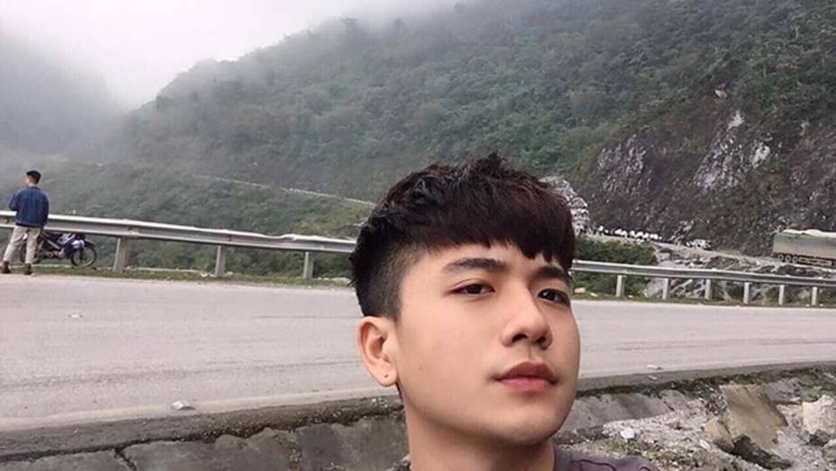 Nam sinh ĐH FPT đẹp xuất thần trong bức ảnh học quân sự nhưng loạt ảnh đời thường mới xứng đáng soái ca!-4