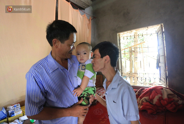 Xót xa chàng trai gầy trơ xương vì mắc bệnh hiểm nghèo chỉ 2 tháng sau đám cưới: Em phải sống, để hiến thận cứu con mình-8