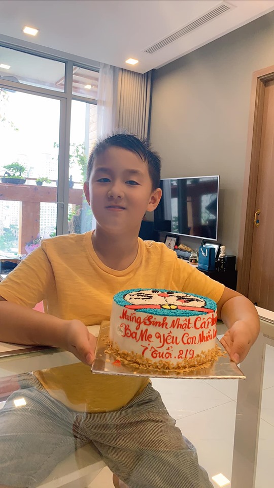 Lê Phương tổ chức sinh nhật 7 tuổi giản dị cho con trai Cà Pháo-3