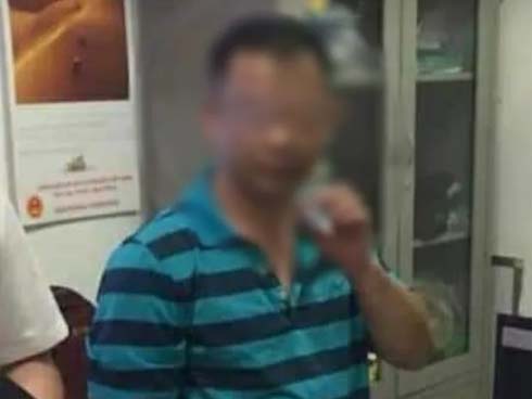 Bố cô gái trẻ bị người đàn ông sàm sỡ tại chung cư Mipec Long Biên: 2 ngày rồi, con gái tôi vẫn còn hoảng sợ-3