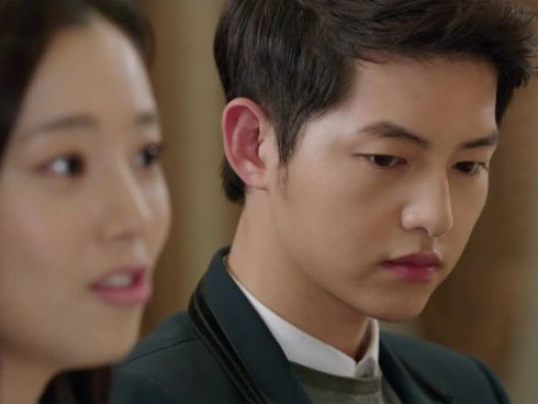 Tỉnh dậy ở khách sạn sau đêm giận dỗi vợ, tôi tá hỏa khi nhìn sang bên kia giường-3