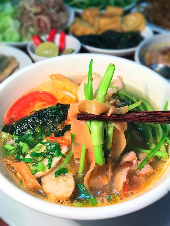 8X nấu ăn sáng món nào đắt hàng món đó, ăn xong chồng con còn chê ít quá-5