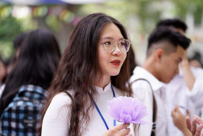 Ngôi trường THPT ở Hà Nội được khen ngợi hết lời vì thả chim bồ câu thay vì thả bóng bay ngày khai giảng để tránh ô nhiễm môi trường-14