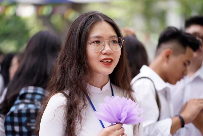 Ngôi trường THPT ở Hà Nội được khen ngợi hết lời vì thả chim bồ câu thay vì thả bóng bay ngày khai giảng để tránh ô nhiễm môi trường-15