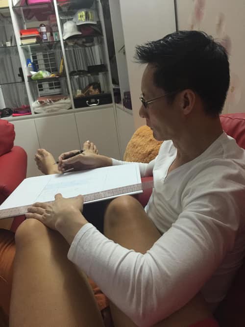 Là đại gia giàu có tiếng nhưng ông xã Phan Như Thảo vẫn tự tay làm điều hiếm gặp ở những người đàn ông khác-2