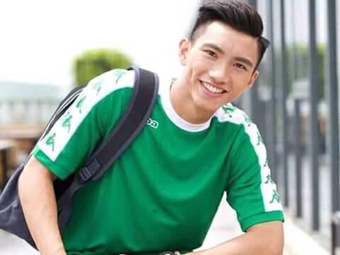 Lương nửa tỷ đồng mỗi tháng, Đoàn Văn Hậu có dùng hàng hiệu 'bạo tay'?