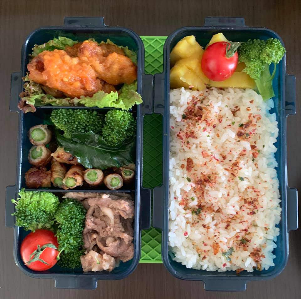 Bận chăm 2 con, 8X vẫn đều đặn làm hộp cơm trưa đẹp hoa mắt cho chồng đầy ắp thịt-20