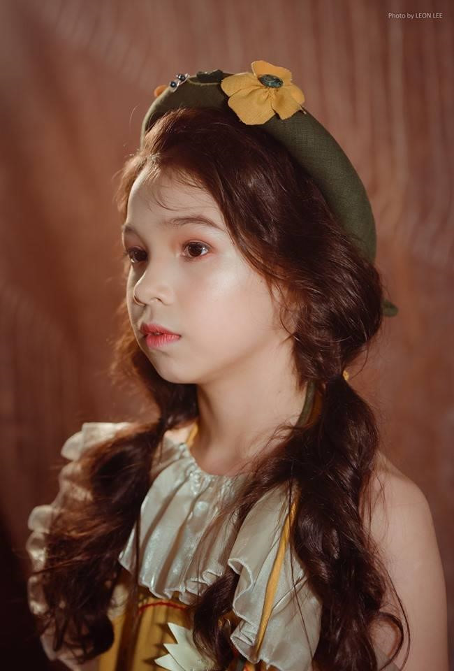 Những thiên thần lai xinh đẹp, tài năng của làng mẫu nhí Việt-15